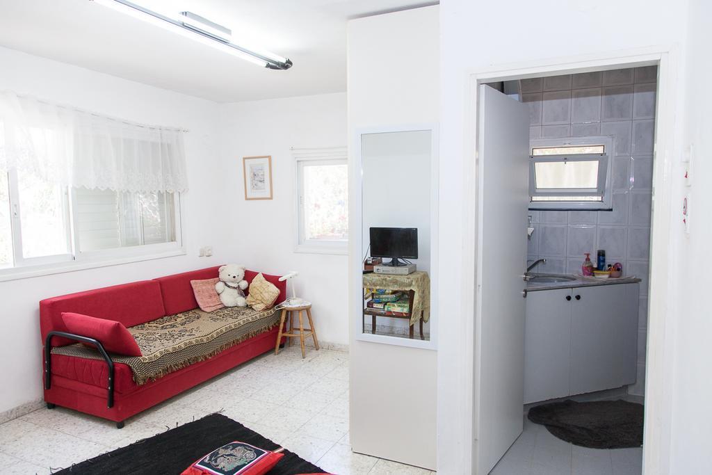 Stella Maris Hosting Apartman Haifa Szoba fotó